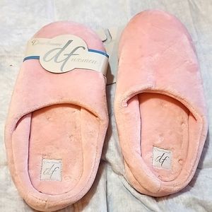 Dearfoams pink house shoes the price includes delivery fee